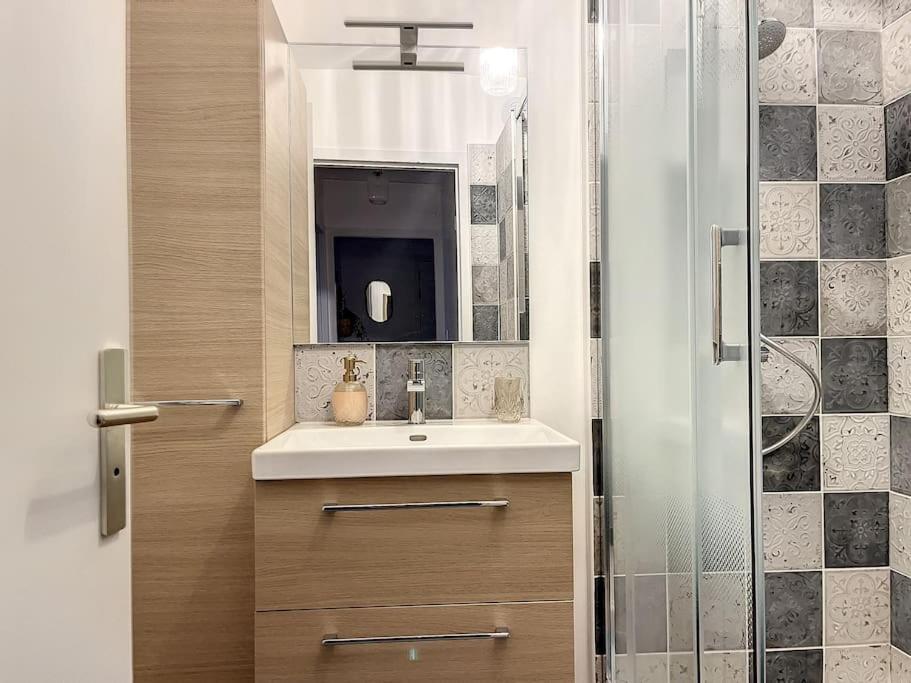 Le Julia - Neuf - Gare Et Garage Apartman Compiègne Kültér fotó