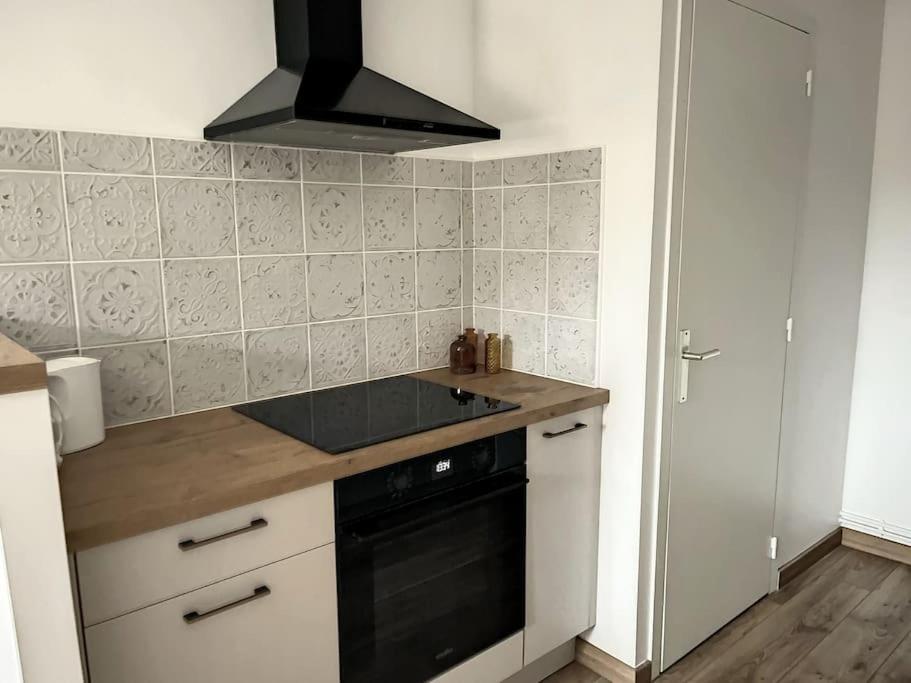 Le Julia - Neuf - Gare Et Garage Apartman Compiègne Kültér fotó